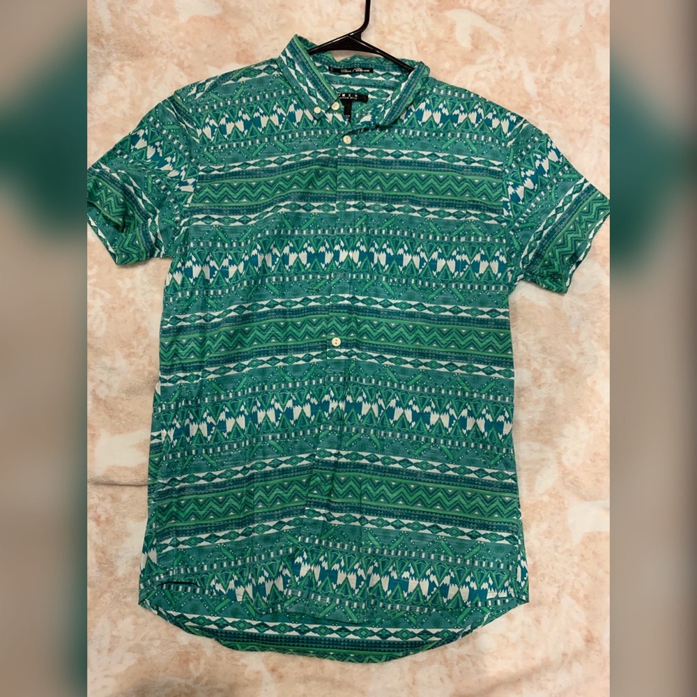 Casual Button up short sleeve shirt